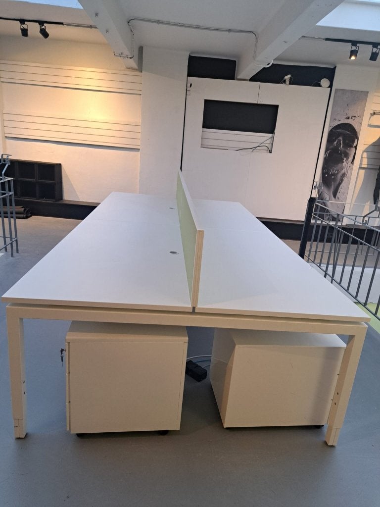 Office desk, 4 werkplekken met mobiele ladeblokken, Ophalen, Nieuw zonder verpakking, Tafel