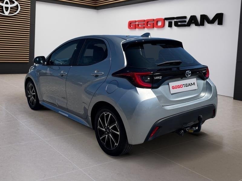 Toyota Yaris 1.5HSD ICONIC DE DIRECTION, Argent ou Gris, Achat, Entreprise, 116 ch