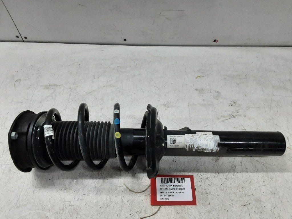 AMORTISSEUR OU ABSORBEUR DE CHOC AVANT GAUCHE Tiguan (CT1), Volkswagen, Mevr. I. Hauben, Utilisé, Rue de l'Espoir 34 34
4030  GRIVEGNÉE, BE