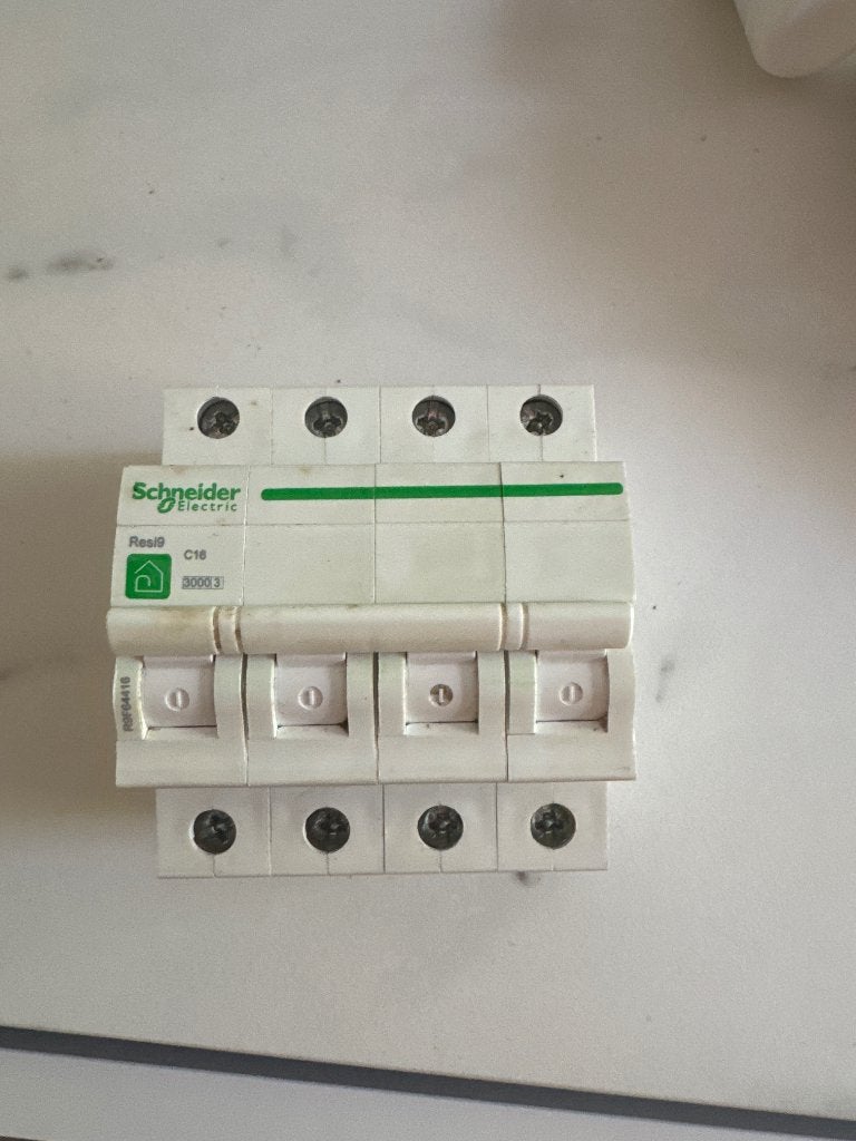 Automaat 16A 3 fasen Schneider, Ophalen, Zo goed als nieuw, Schneider Electric, Installatieautomaat