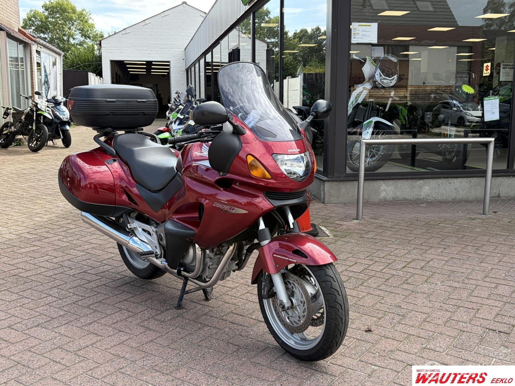 Honda NT 650 Deauville, Motos, Tourisme, Entreprise, Occasion, 647 cm³