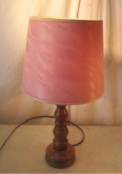 Mooi Houten Tafellamp met Retro Kap - 47cm, Ophalen of Verzenden, Huis en Inrichting