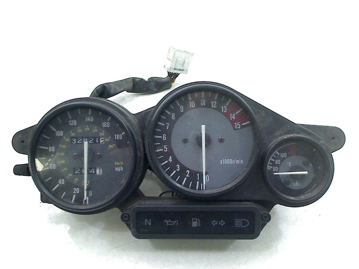 TELLERSET YZF 600 R Thunder Cat (1996-2002 (YZF600R 4TV), Dhr. S. di Majo, Utilisé, Info@cama-motorparts.nl, P.J. Troelstraweg 8 8
3144 CX  MAASSLUIS, NL