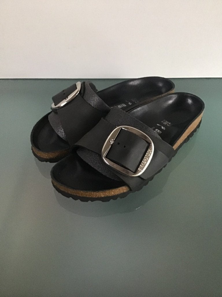 Birkenstock 39 Madrid Big Buckle Black | Livraison gratuite, Comme neuf, Envoi, Birkenstock, Sandales de bain