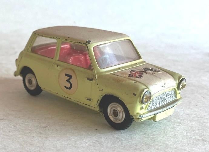 Mini Cooper primrose yellow Corgi Toys # 227., Enlèvement ou Envoi, Utilisé, Voiture, Corgi