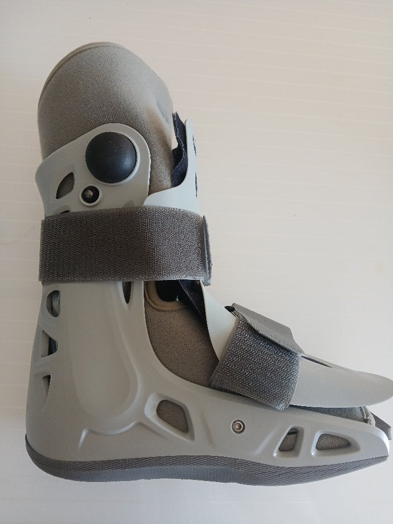 Botte de marche AIRCAST taille S 35/39, Diversen, Ophalen, Zo goed als nieuw