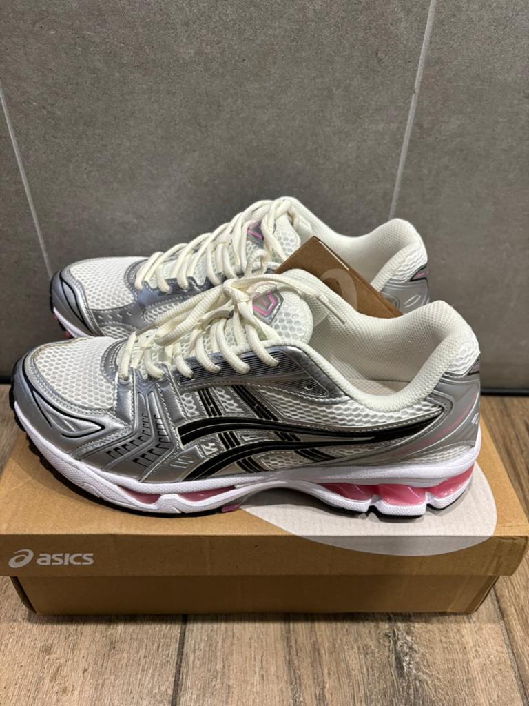 asics gel 14 rose, Course à pied, Enlèvement ou Envoi, Chaussures de course à pied, Comme neuf