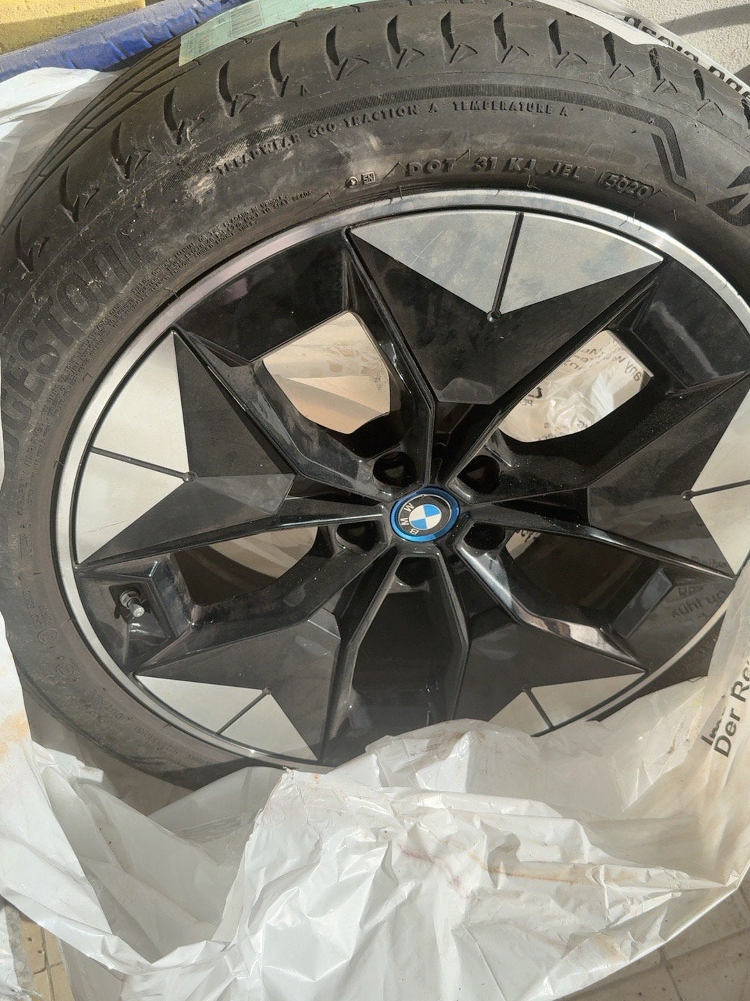BMW iX3 20” velgenset met Bridgestone Alenza zomerbanden, Enlèvement, Pneus été, Pneu(s)