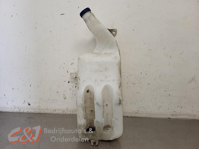 Ruitensproeiertank voor van een Iveco Daily, Auto-onderdelen, Gebruikt, -, Overige automerken, -