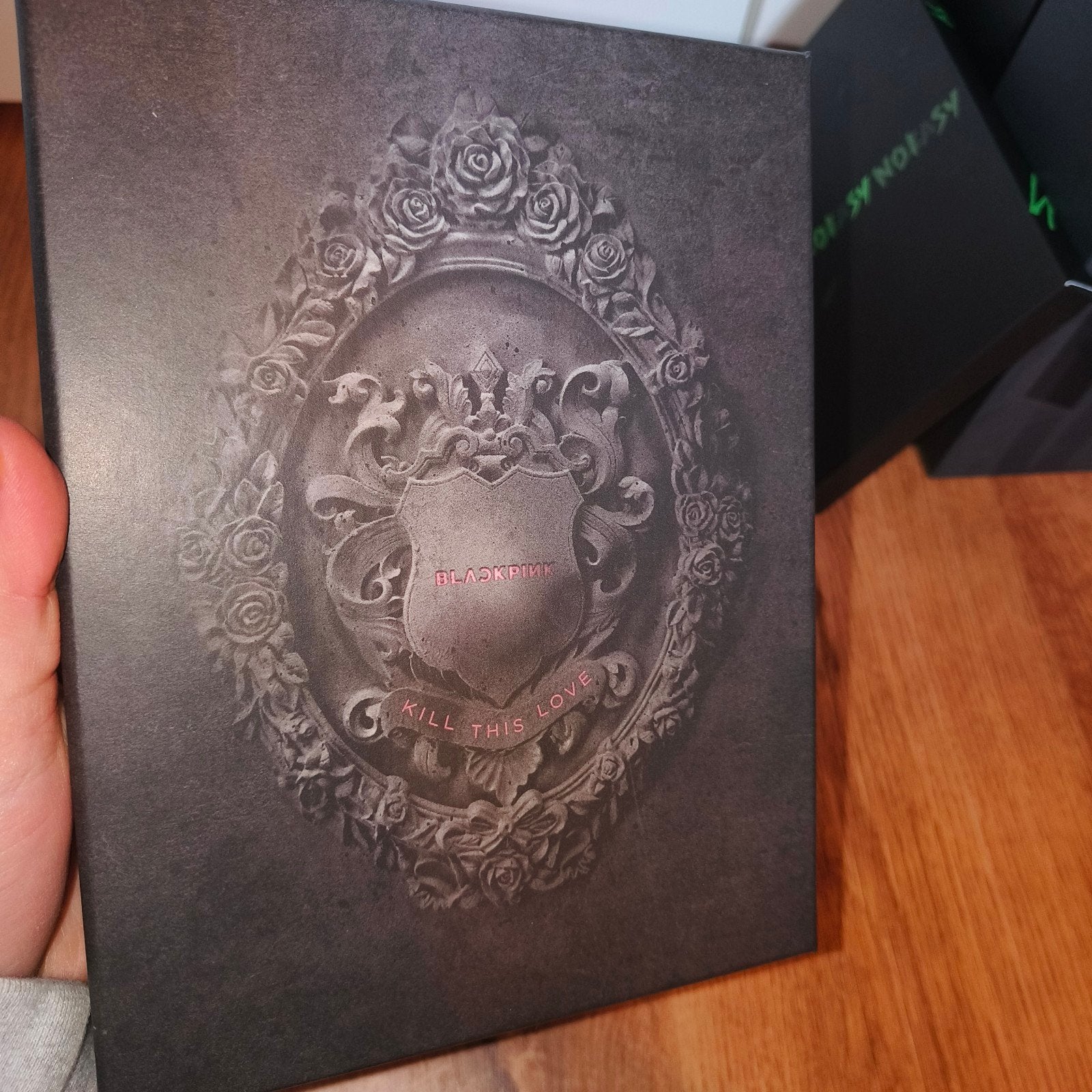Blackpink album, Enlèvement ou Envoi