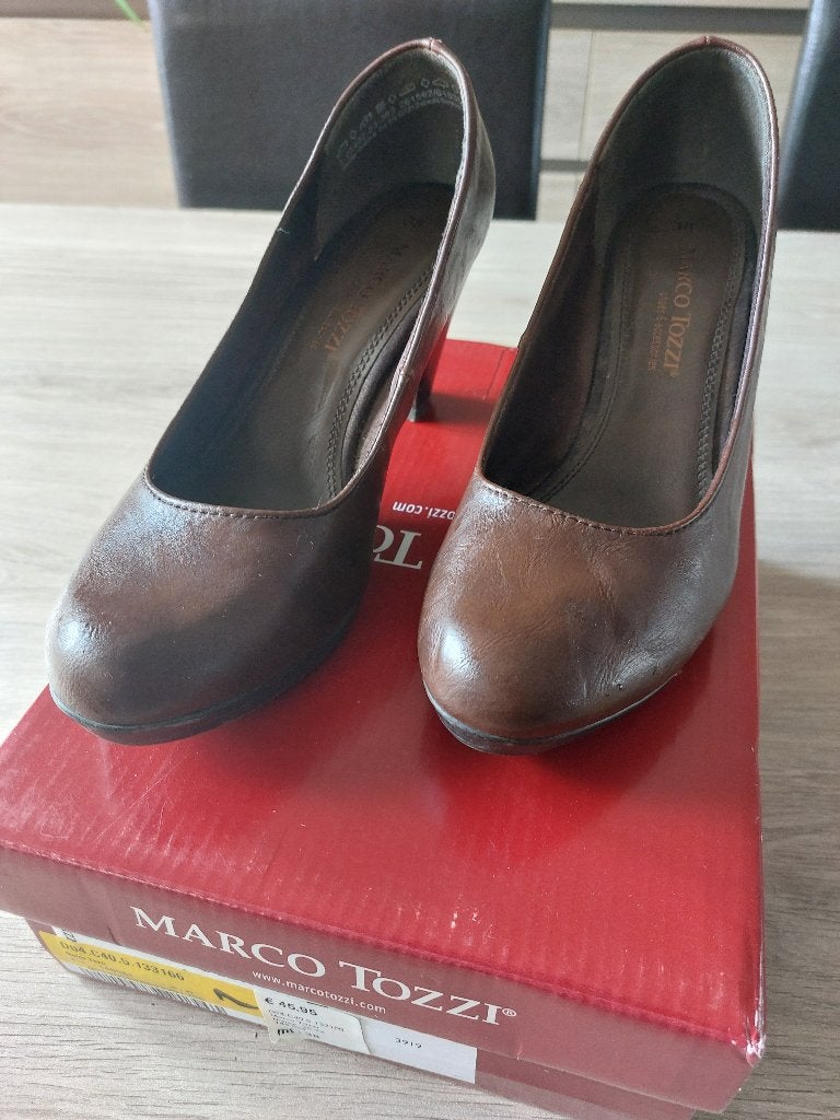 Marco Tozzi Pumps, Enlèvement ou Envoi, Comme neuf, Brun, Marco Tozzi