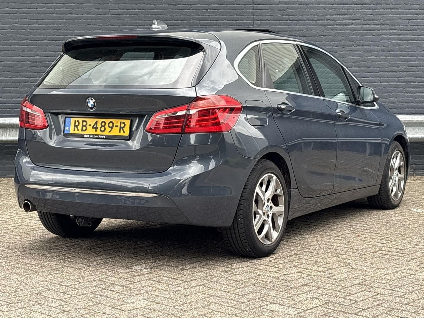 BMW 218 Active Tourer 2-serie 218d High Executive | Leder |, Autos, Argent ou Gris, Achat, Entreprise, Noir