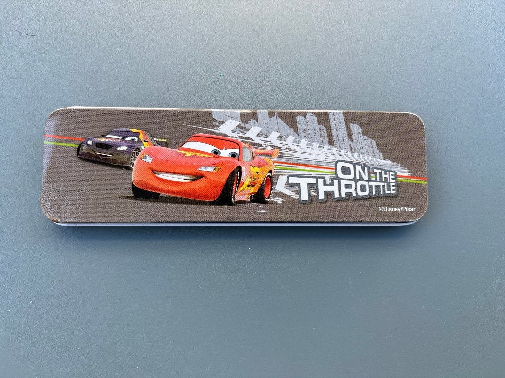 Disney Pixar Cars Metalen Etui – Bliksem McQueen & Jackson, Ophalen of Verzenden, Zo goed als nieuw
