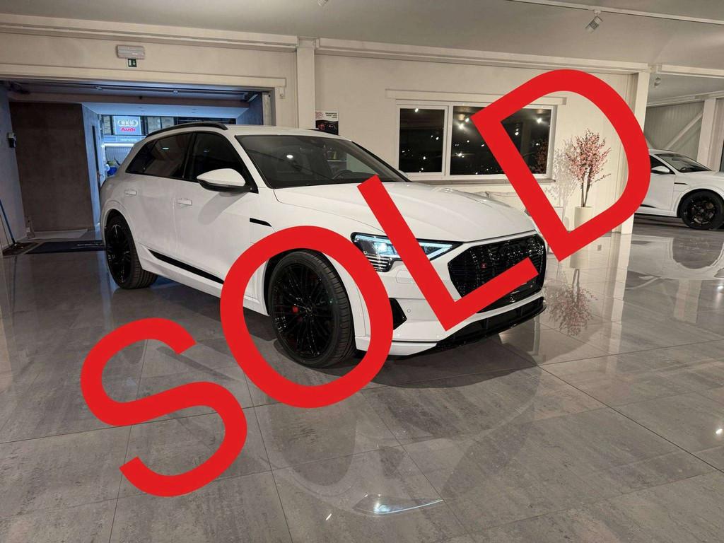 Audi Q8 e-tron SOLD BIJ GARAGE VRIENS YVES BV! (bj 2022), Auto's, Audi, Particulier, Te koop, Q8 e-tron, 4x4, ABS, Adaptieve lichten
