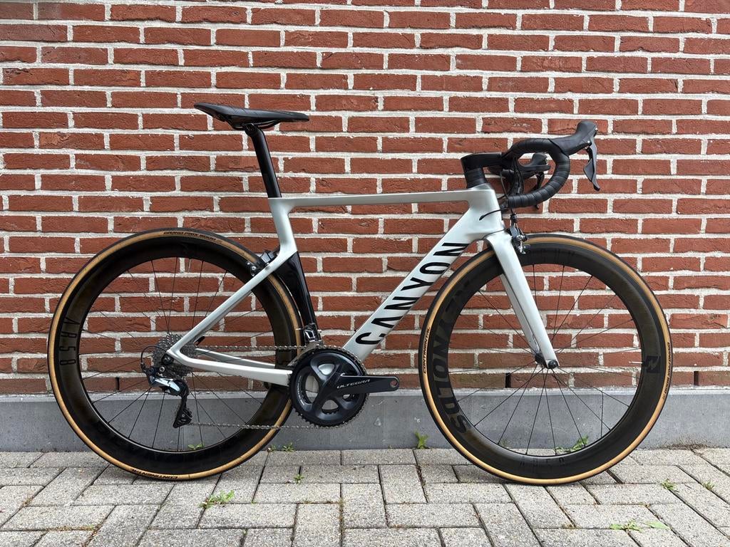 Canyon Aeroad CF SL 8.0, Fietsen en Brommers, Ophalen, Zo goed als nieuw