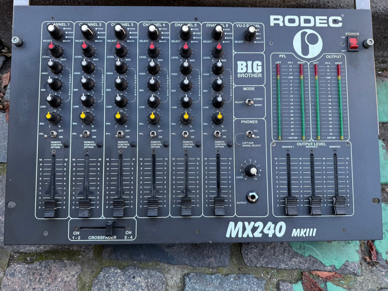 Rodec MX 240 MKIII, Musique & Instruments, Enlèvement, Comme neuf