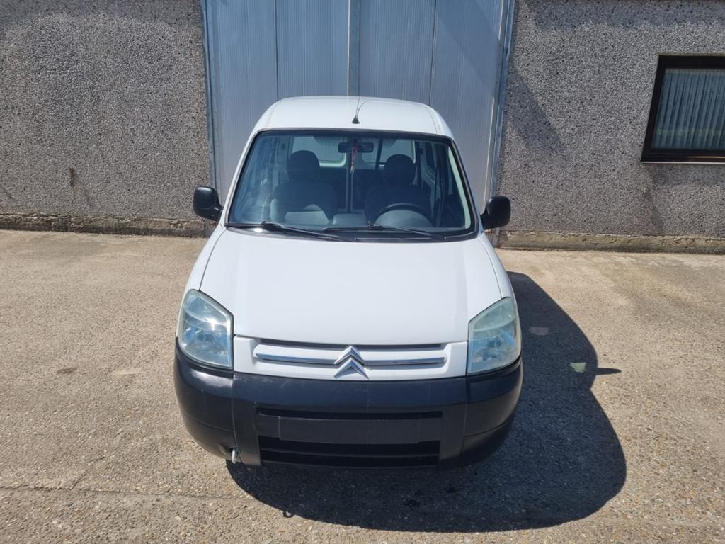 👉Gekeurd️✅️ Citroen Berlingo 2004 1.9d⛽️211 000 km❗️, Auto's, Citroën, Wit, 5 deurs, Particulier