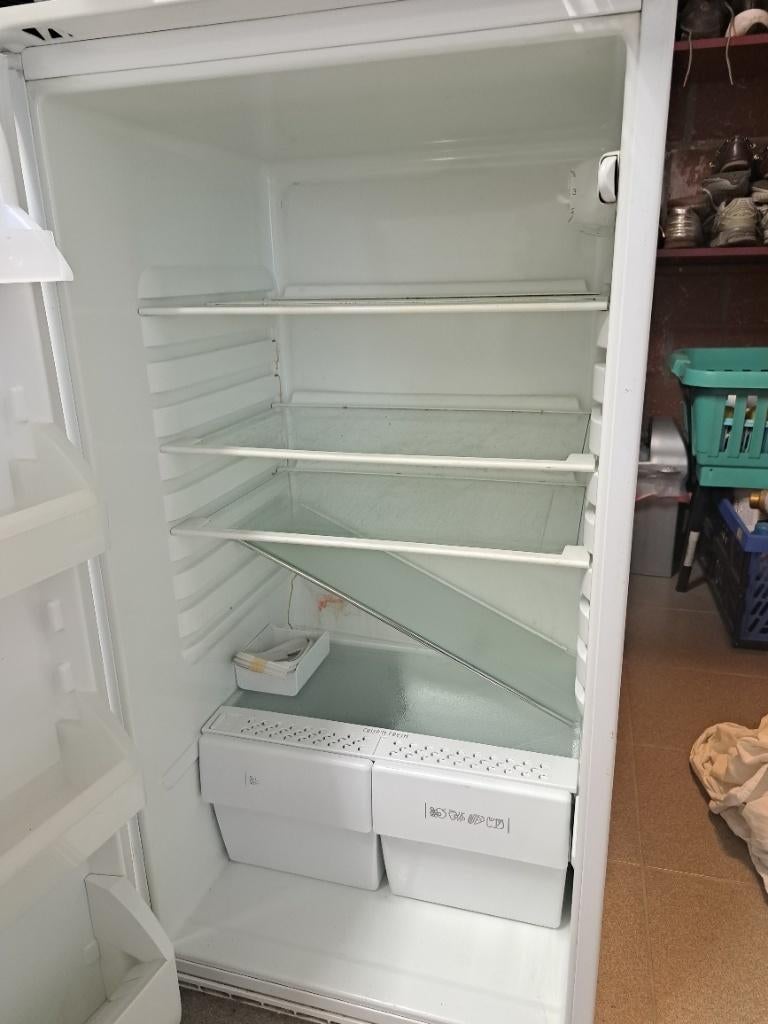 Inbouwfrigo zonder vriesvak, 120 à 140 cm, Sans bac à congélation, Enlèvement, Utilisé