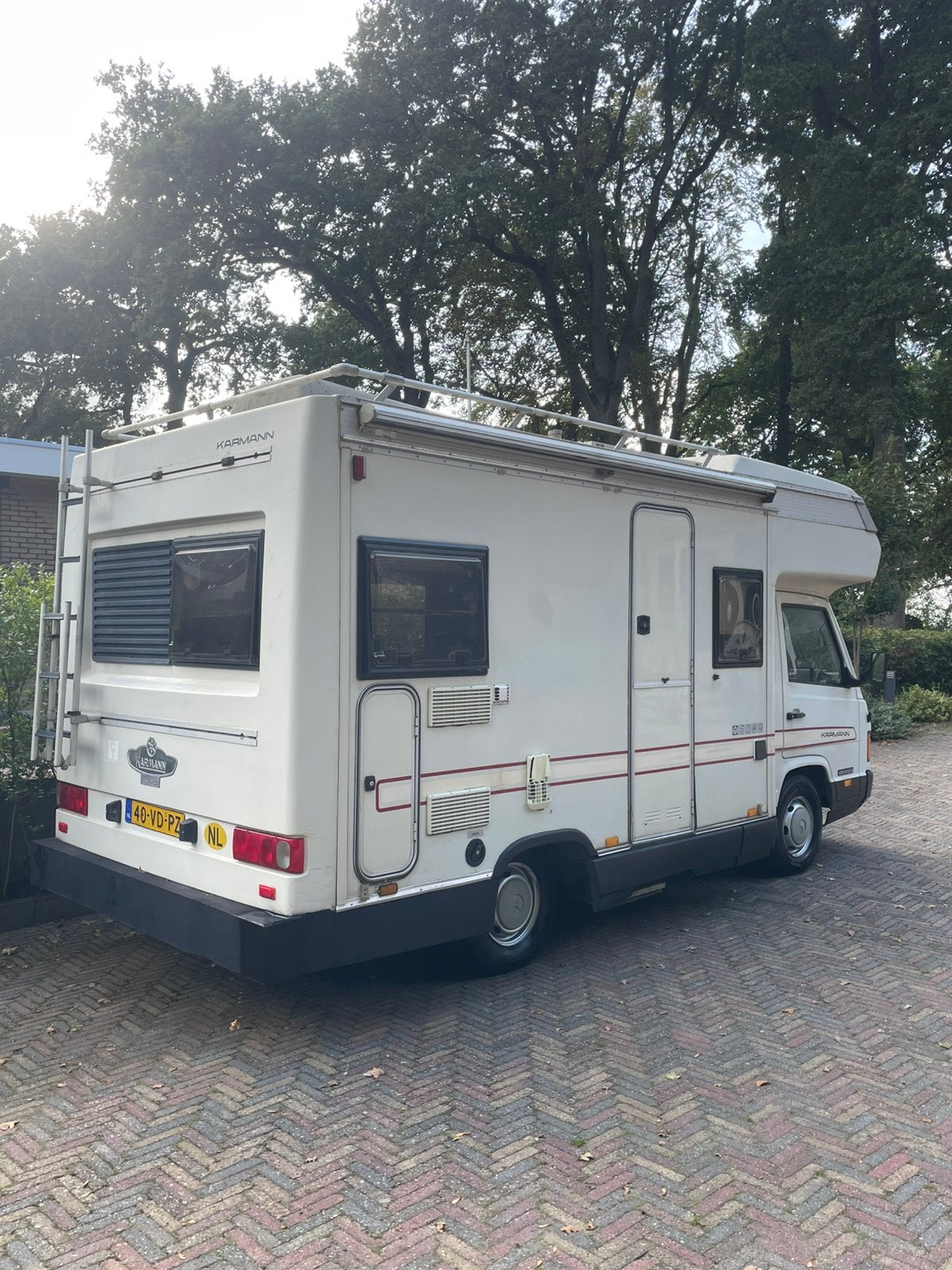 Mercedes MB100 Karmann camper, Caravans en Kamperen, Alkoof, Treinzit, Particulier, Bestuurdersdeur