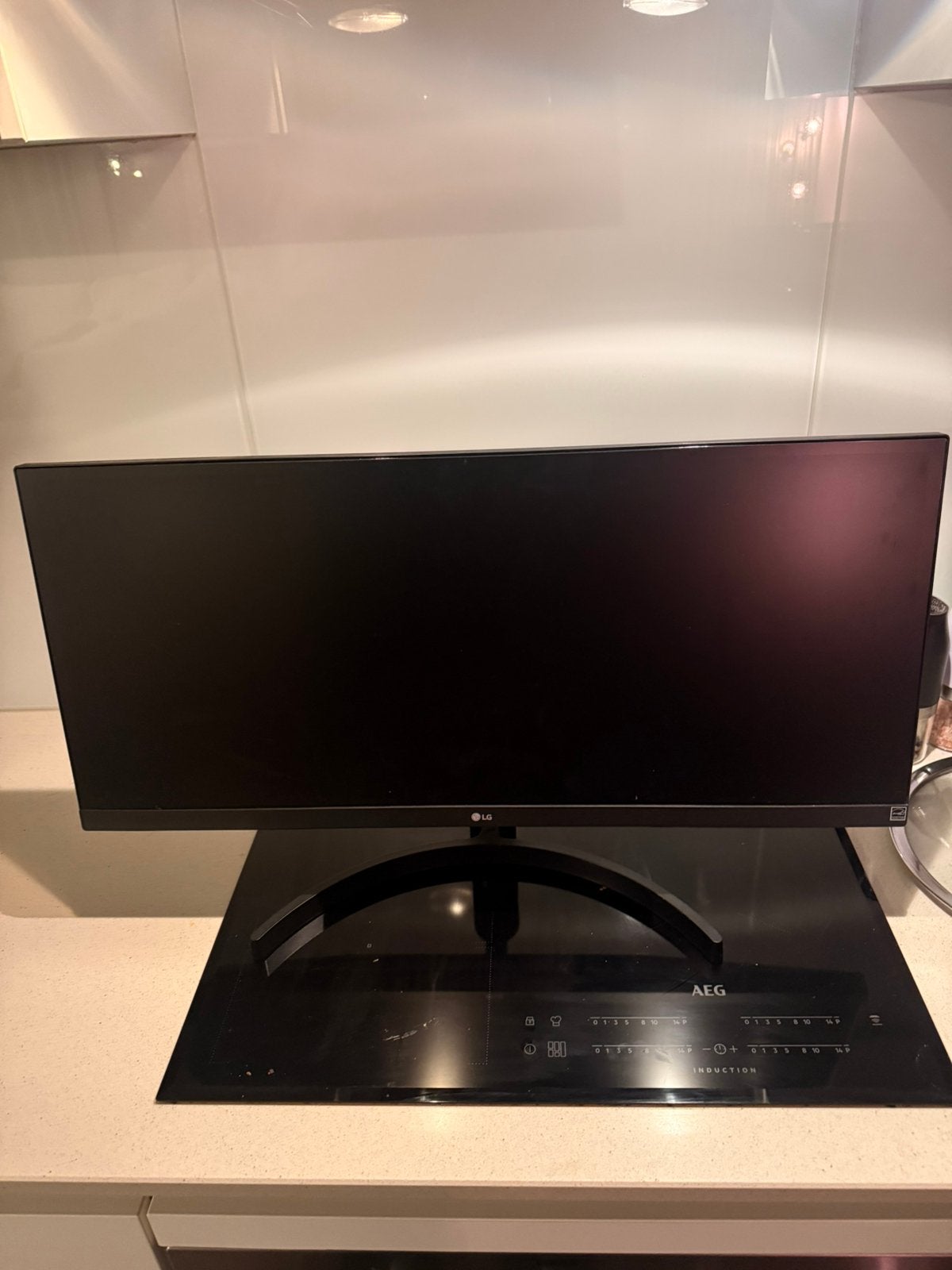 LG monitor 29inch full HD led monitor, Ophalen, Zo goed als nieuw, HD, LED