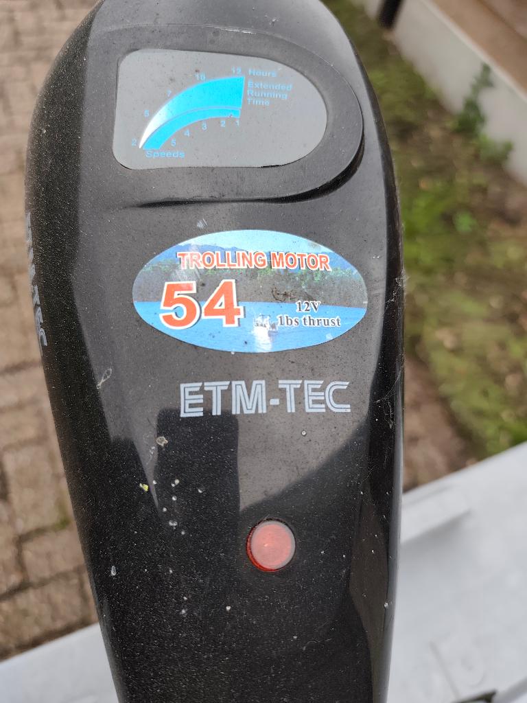Minn kota powercenter met fluistermotor en lader, Watersport en Boten, Hengelsport | Roofvissen, Ophalen, Complete set
