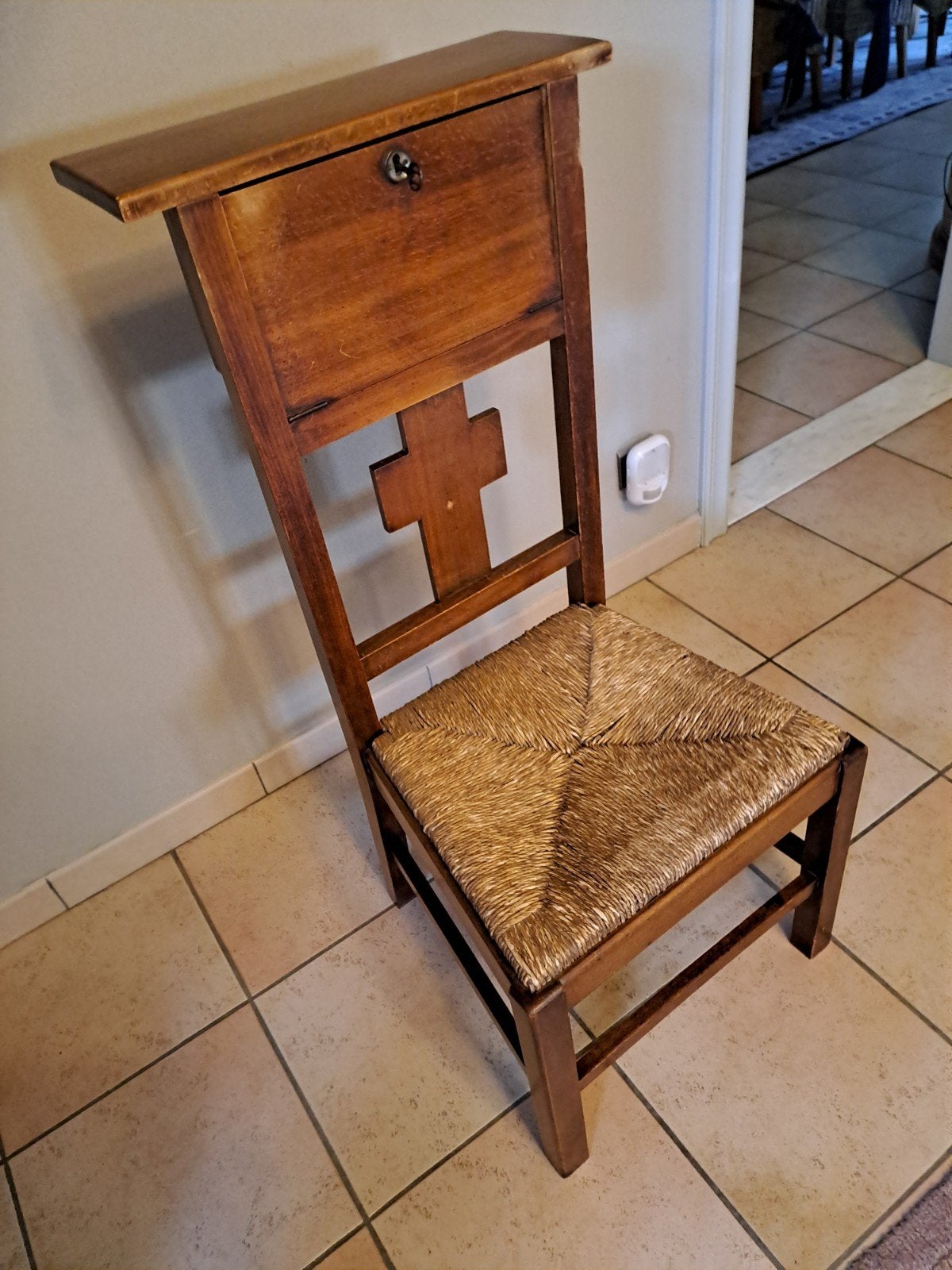 chaise d'église rétro spéciale., Enlèvement