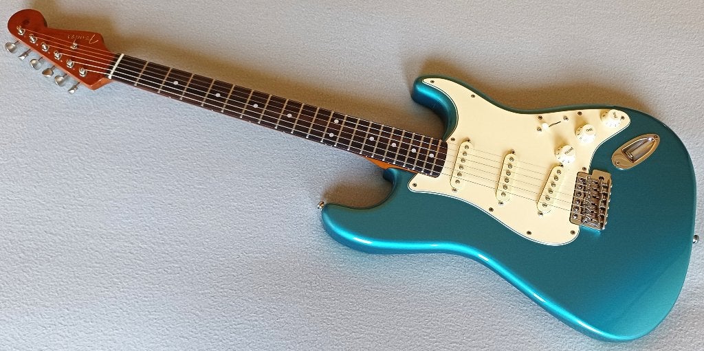 Fender Strat Lake Placid Blue roasted maple neck 60', Enlèvement, Comme neuf, Solid body, Fender