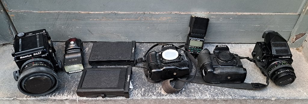 Mamiya, Bronica et Nikon — appareils photo vintage, TV, Hi-fi & Vidéo, Appareils photo analogiques, Enlèvement ou Envoi, Utilisé
