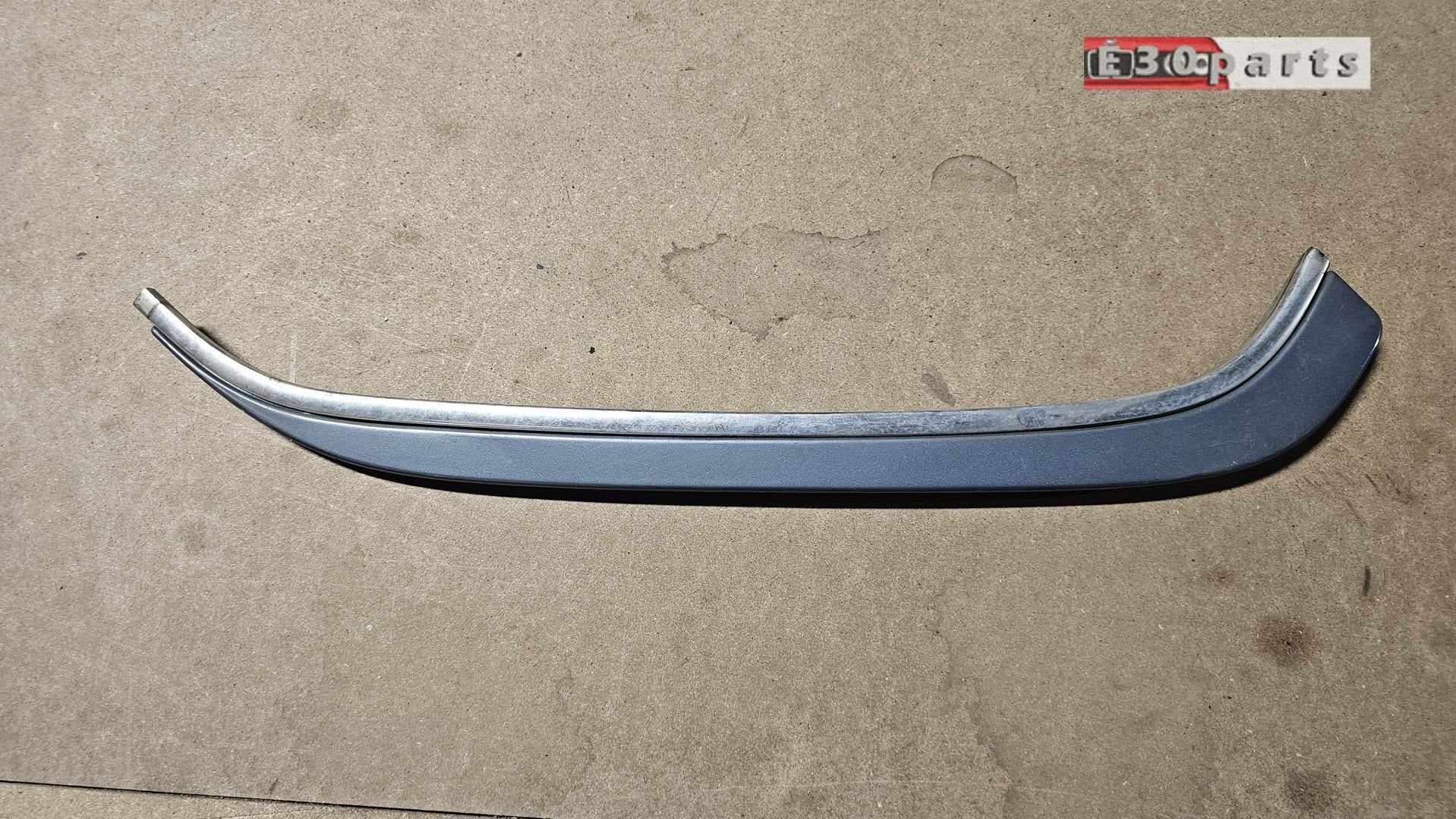 Sierlijst daklijst ventilatie lijst rechts achter BMW 3 seri, -, Origine de la pièce connue, Utilisé, -