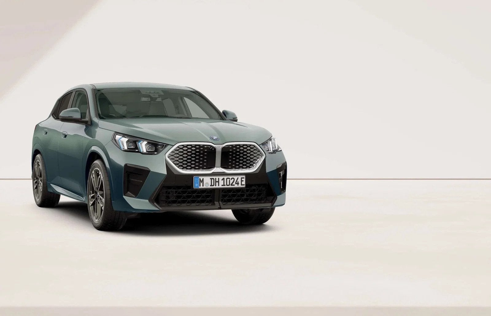 BMW X2 iX2 eDrive20 M Sport / KEYL / 360CAM / HUD / DODE HOE, Cuir, Entreprise, https://public.car-pass.be/vhr/1bae5d6e-f1ad-4497-b7c4-64e66340665d