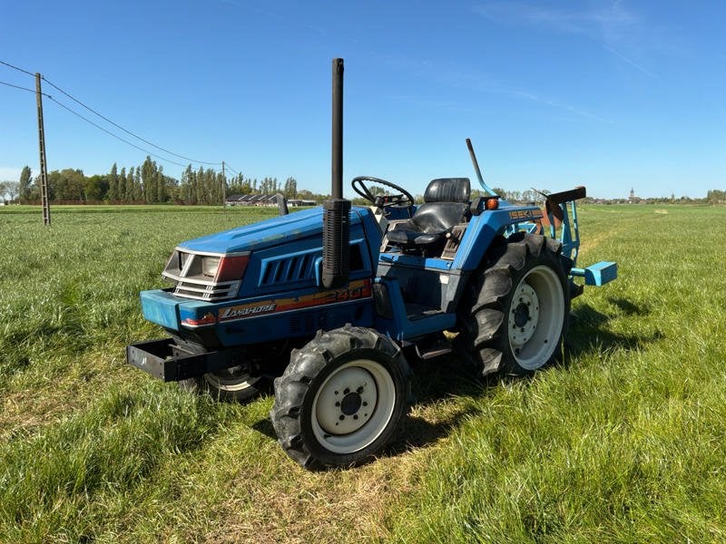 Mini tracteur Iseki Landhope 240 à quatre roues motrices av, Articles professionnels, Jusqu'à 80 ch, Autres marques, Jusqu'à 2500