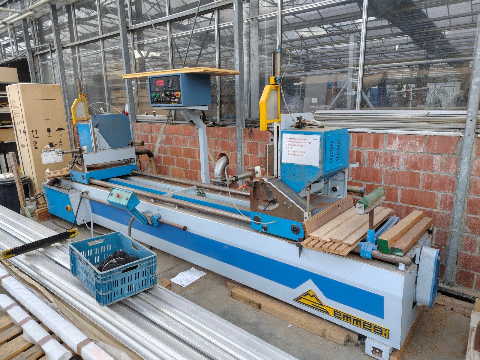 dubbele radiaalzaag, Articles professionnels, Machines & Construction | Travail du bois, Enlèvement