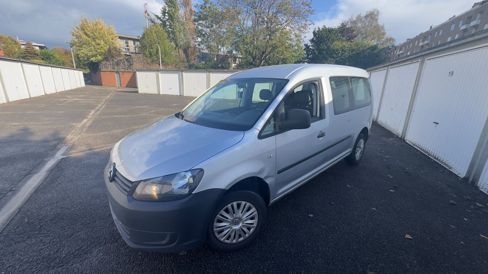 Volkswagen Caddy Maxi 1.6 tdi km 288.000 export, Auto's, Voorwielaandrijving, 1600 cc, Bedrijf, Grijs