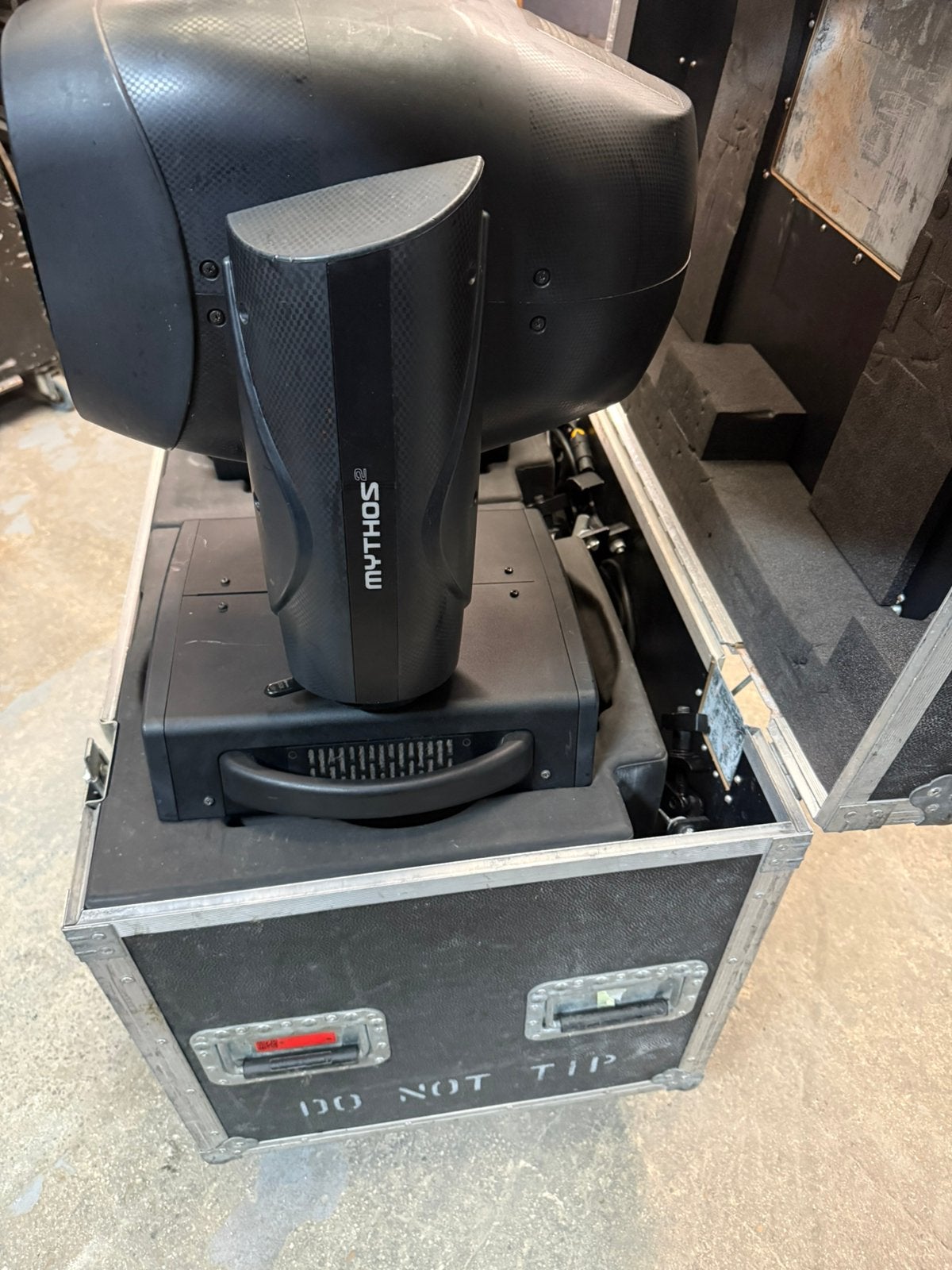 Mythos claypacky lot de 22 en flight case, Articles professionnels, Enlèvement