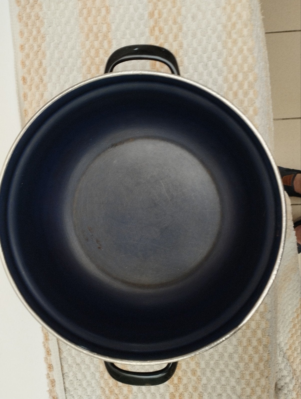 een kookpot met deksel erop kleur zwart, Maison & Meubles, Cuisine | Casseroles & Poêles, Avec couvercle, Enlèvement