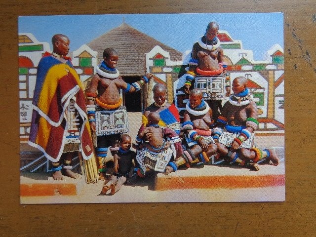 Postkaart Naakt - Ndebele near Pretoria, Ophalen of Verzenden, Ongelopen, Overige thema's