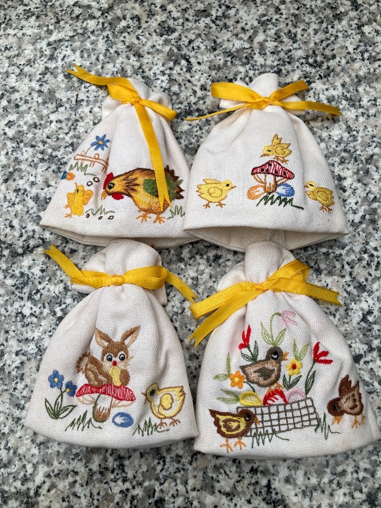 Mutsje om eieren warm te houden, Ophalen of Verzenden, Zo goed als nieuw, Textiel, Overige typen