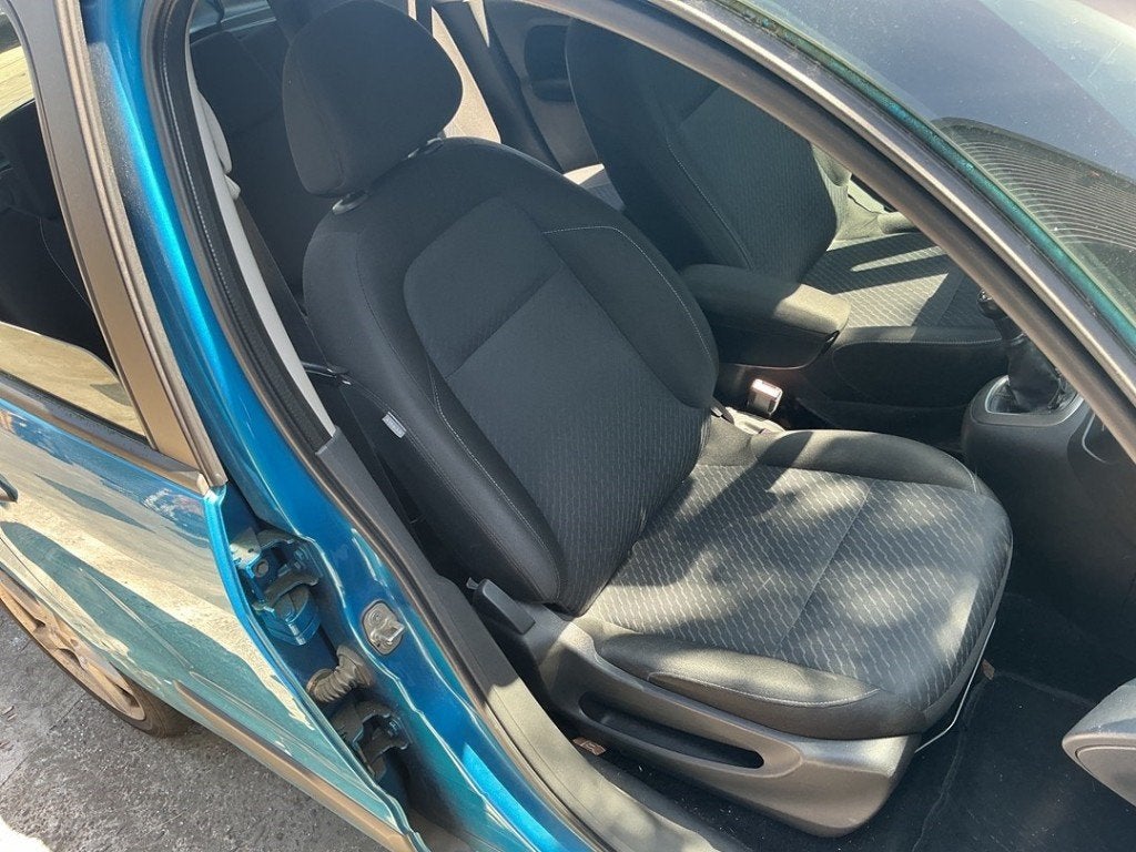 STOEL RECHTS VOOR Citroën C3 Picasso (SH) (01-2008/10-2017), Gebruikt, Citroën, Kontakt-citroen@citroen.com, Citroën Deutschland GmbH