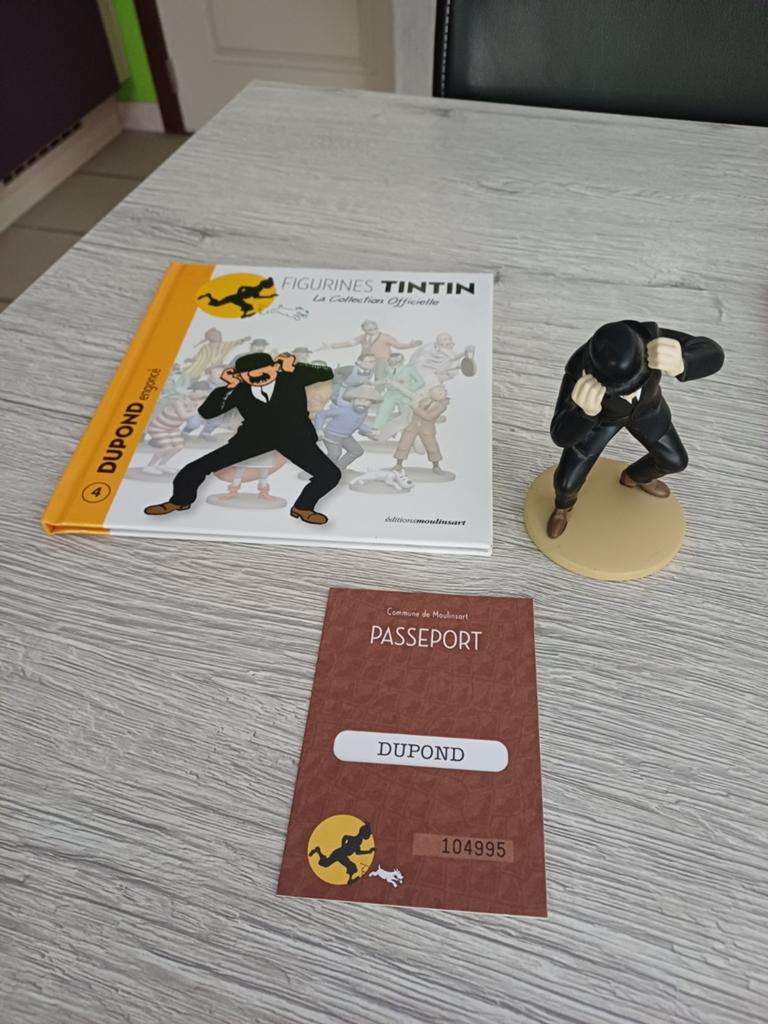 Figurine Dupond numéro 4 collection officielle Moulinsart, Collections, Enlèvement ou Envoi, Tintin, Comme neuf, Statue ou Figurine