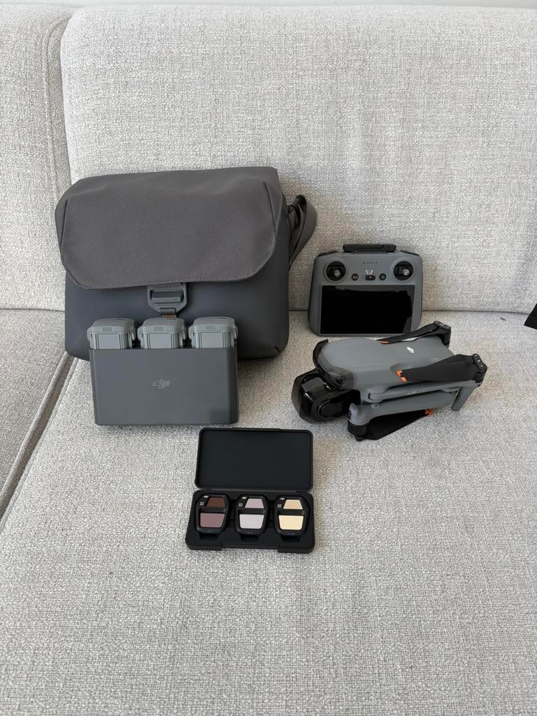 DJI Air 3S Fly More Combo, Zo goed als nieuw (slechts 2 uur, Audio, Tv en Foto, Drones, Zo goed als nieuw, Professionele drone