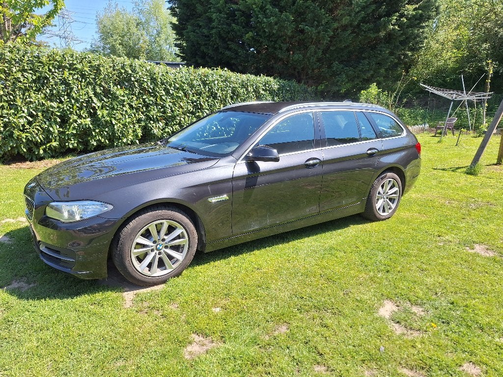 BMW seri 5 F11 518D euro 6, Auto's, BMW, 100 kW, Achterwielaandrijving, 1995 cc, 4 cilinders