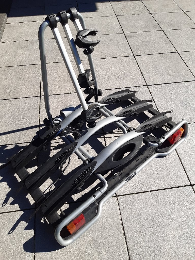 Fietsenrek Thule 947008 voor 3 fietsen op trekhaak, Ophalen, Gebruikt