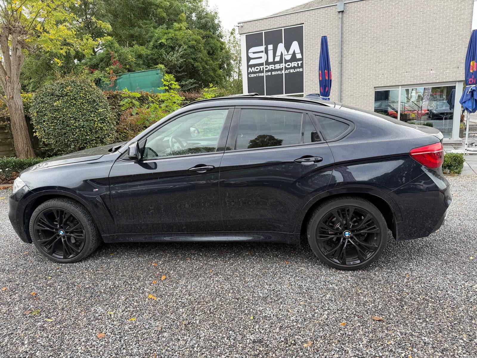 Bmw X6 3.0d xdrive 2017 208.000km marchand ou export, Auto's, Automaat, 2993 cc, Zwart, Bedrijf
