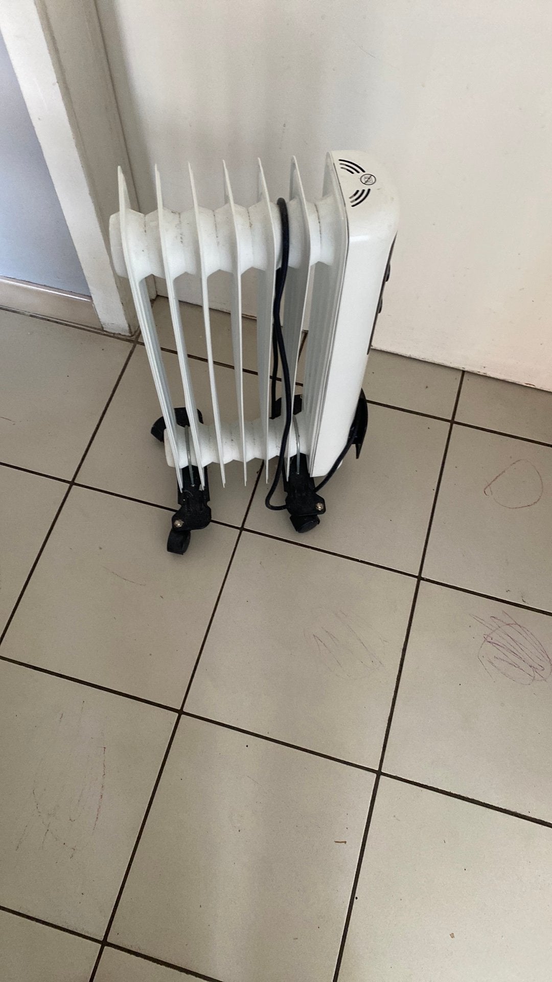 Oile radiator, Ophalen, Zo goed als nieuw, Radiator