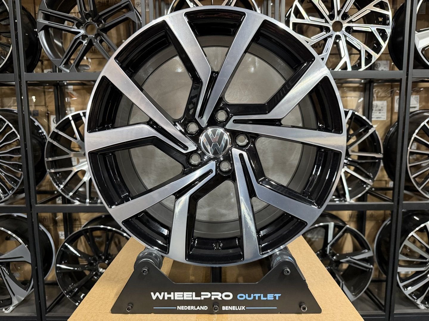 18'' Volkswagen Brescia velgen 5X112 Golf 6 7 8 Caddy Passat