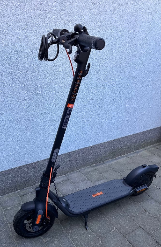 Ninebot KickScooter F2 Plus – 93,6 km – Factuur aanwezig, Enlèvement, Comme neuf, Step électrique (E-scooter), Ninebot