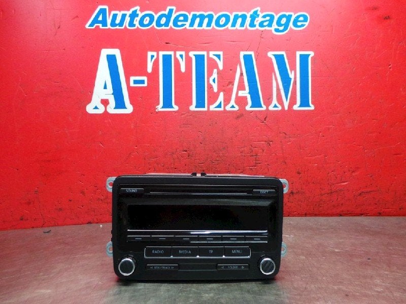 RADIO Volkswagen Polo V (6R) (01-2009/05-2022), Robert Bosch AG, Gebruikt, Volkswagen, Robert-Bosch-Allee 1
74232  Abstatt, DE