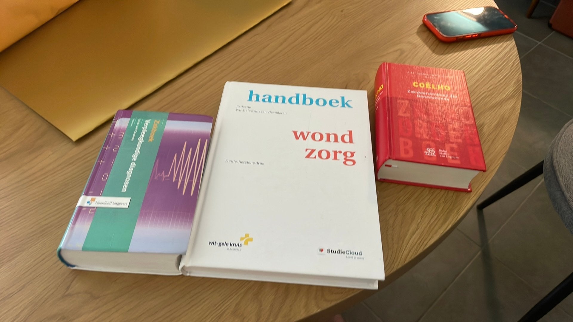 Verpleegkundige boeken, Boeken, Ophalen of Verzenden, Zo goed als nieuw