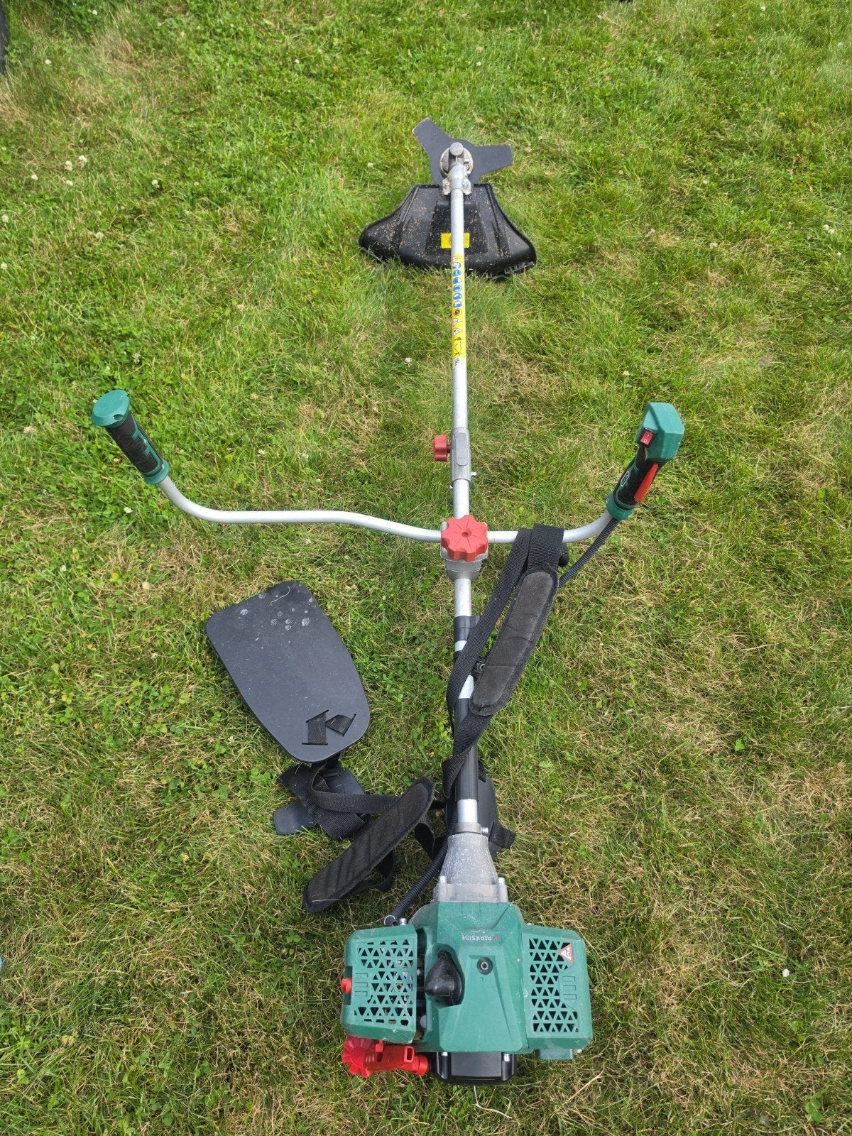 Parside bosmaaier op benzine, Tuin en Terras, Benzine