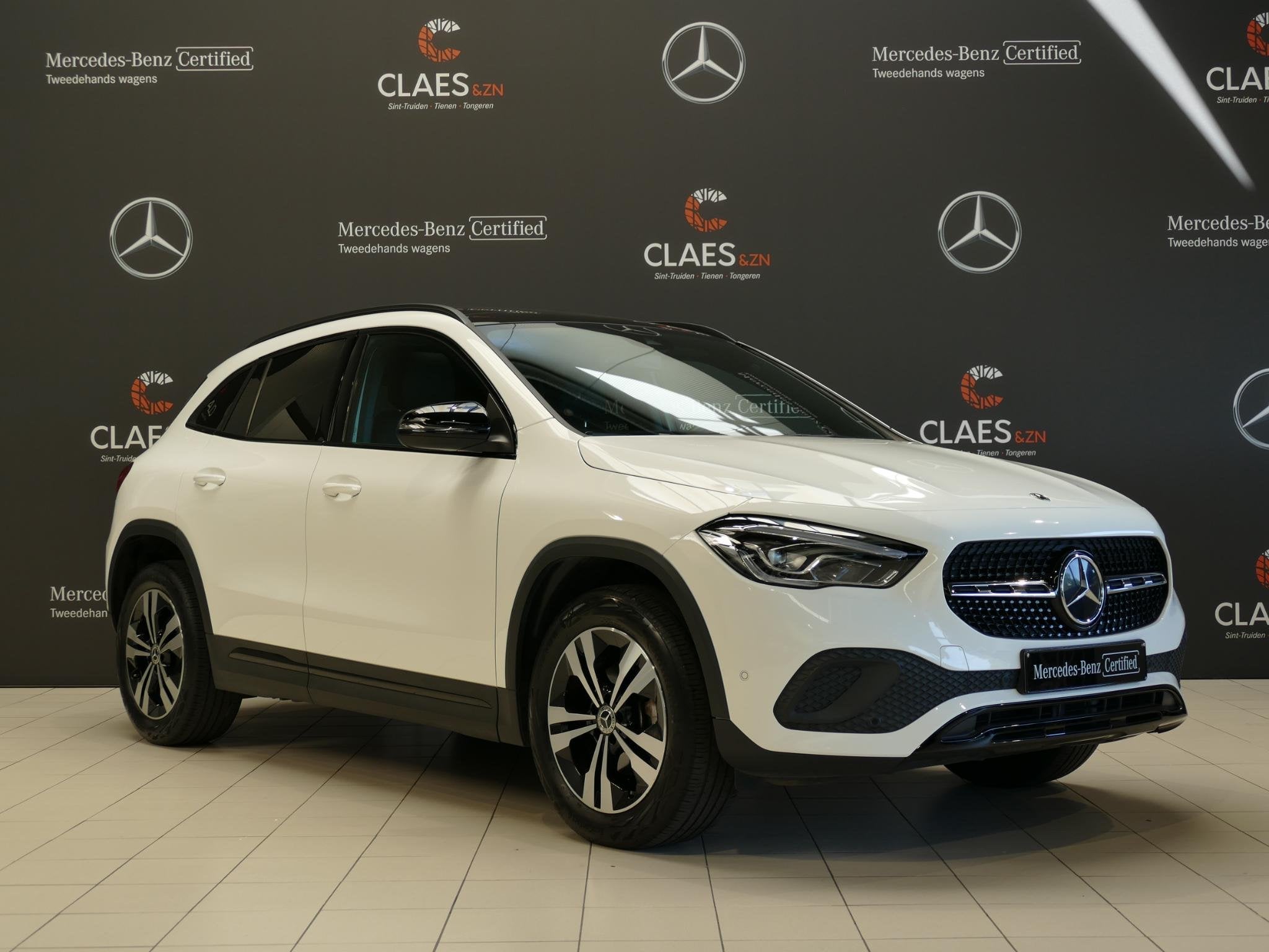 Mercedes-Benz GLA 180 Business Solution - DOS 8796, Auto's, Stof, Gebruikt, 4 cilinders, 136 pk